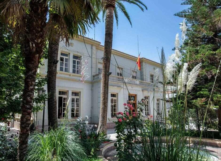 Centro Con Bano Privado Y Compartido , Cocina Y Terraza